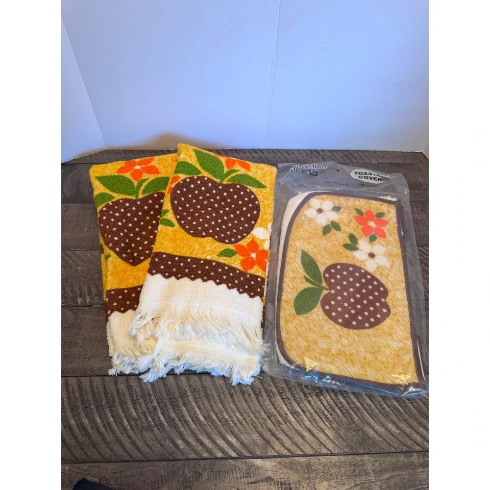 Match Mates Sun Glo Toaster Cover Kitchen Towels Set Floral Apple Retro MCM  New